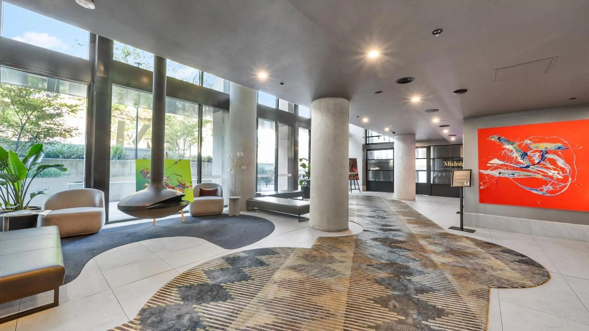 Central 1-Bed Apartment With Pool And Gym Access Canberra